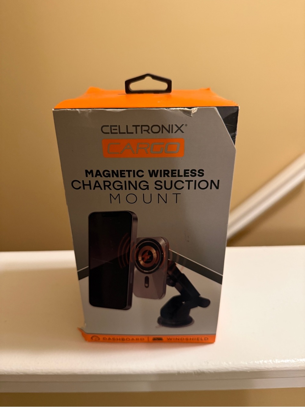 Cargo Magnetic Wireless Charging Suction Mount - Orange/Black